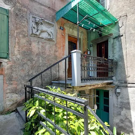 2 Bedroom Lovely In Labin * Labin (Istria)
