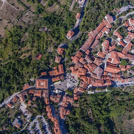 2 Bedroom Lovely In Labin *